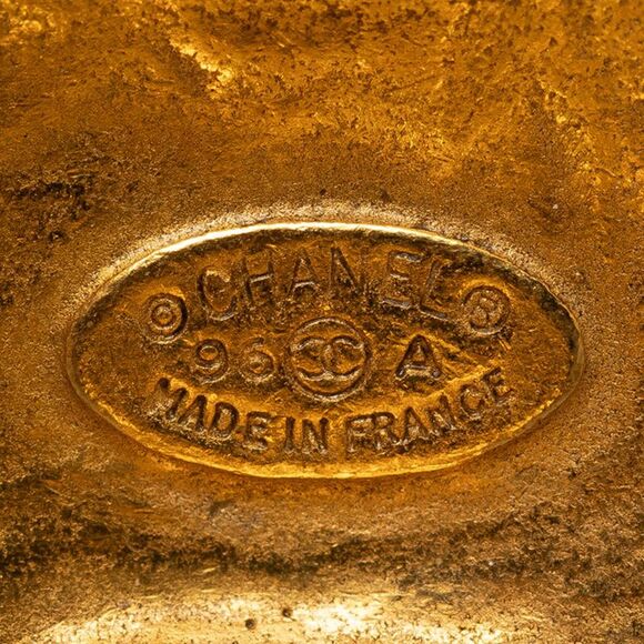 Pre Loved Chanel CC Clip On Earrings - Picture 5 of 7